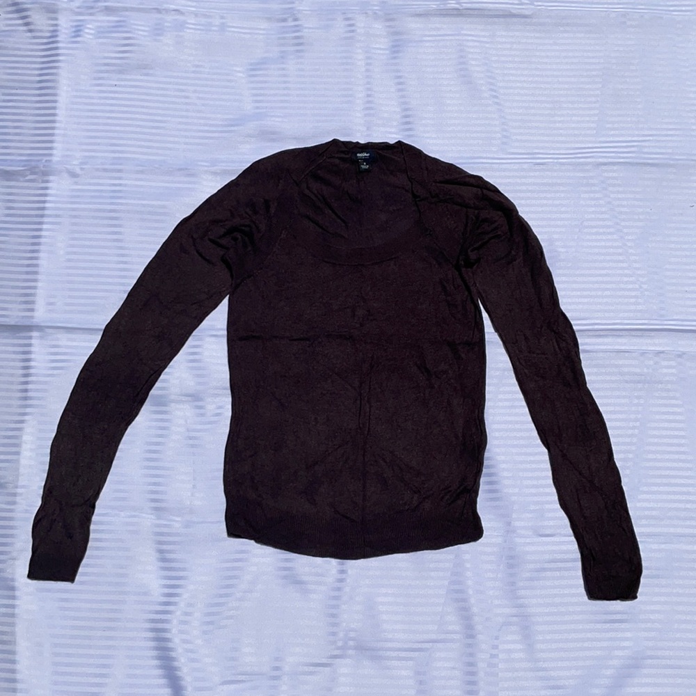 Mossimo brown lightweight knit sweater